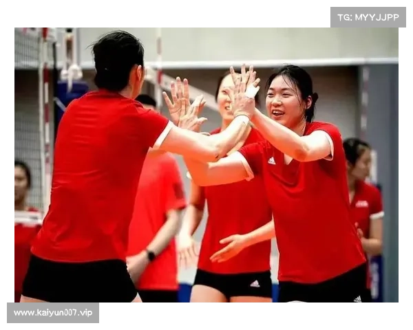 中国女排领衔强大阵容蓄势待发全力出征全球赛事迎接严峻挑战 中国女排领衔强大阵容蓄势待发全力出征全球赛事迎接严峻挑战