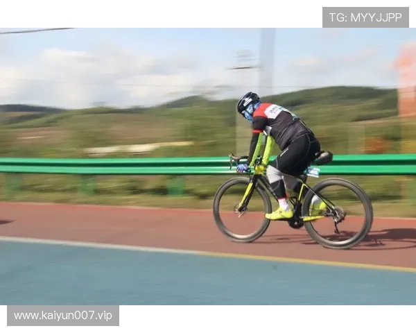 奋勇争先舞钢城市激情精彩亮相中国公路自行车联赛盛大开幕时刻来临 奋勇争先舞钢城市激情精彩亮相中国公路自行车联赛盛大开幕时刻来临